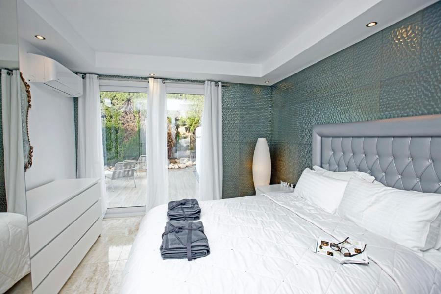 R02 Luxury Apartment In Villa With Pool And Garden 마르베야 외부 사진